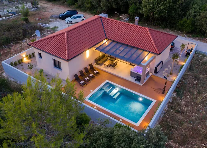 Relax פטרצ'אנה